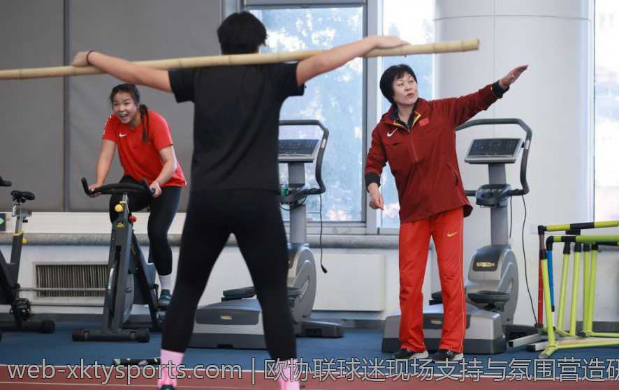 欧协联球迷现场支持与氛围营造研究