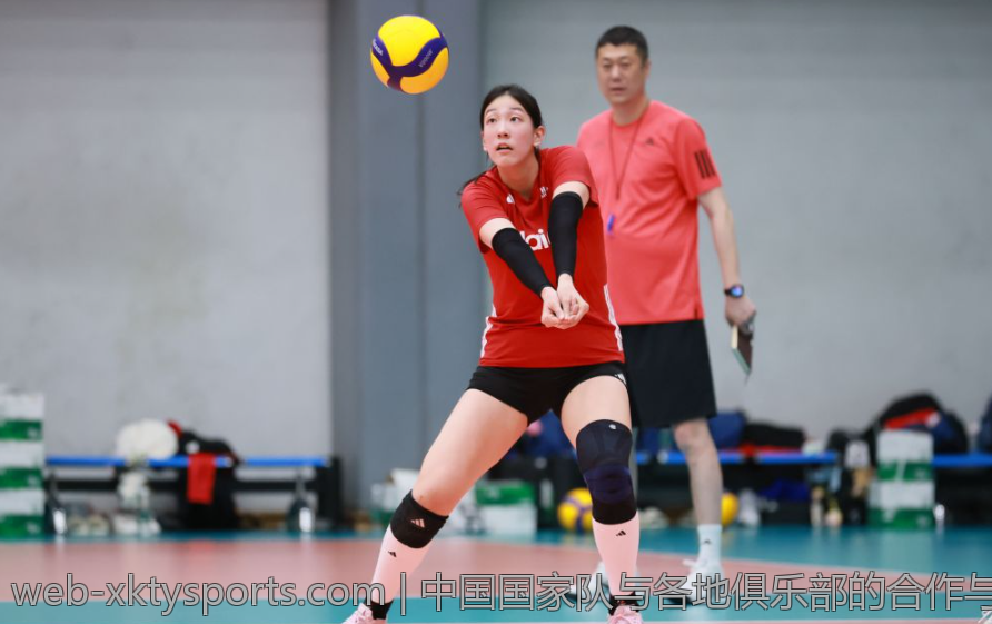 中国国家队与各地俱乐部的合作与交流模式